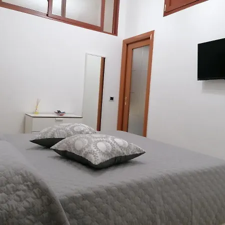 Sweet Holiday home Bari